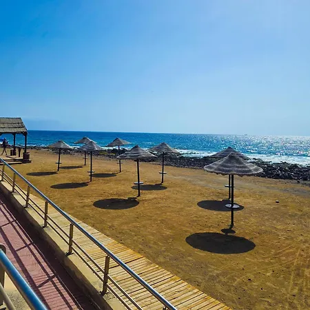 아파트 Ocean Vista Elegant Two Bedroom Duplex With Sea Views From Terraces Great Location In Mar 팔름-마르